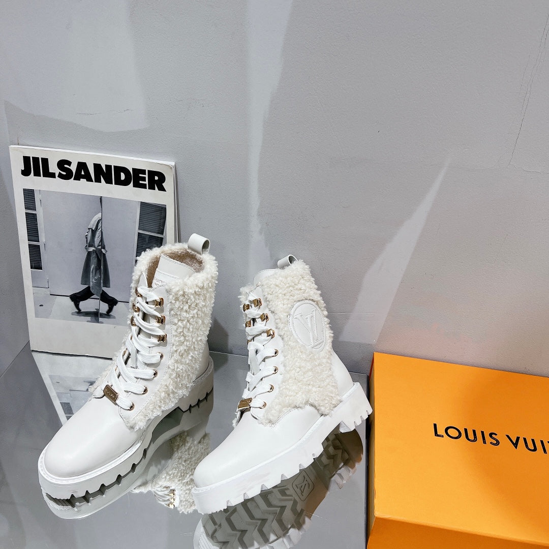 LO-LV bags 3412