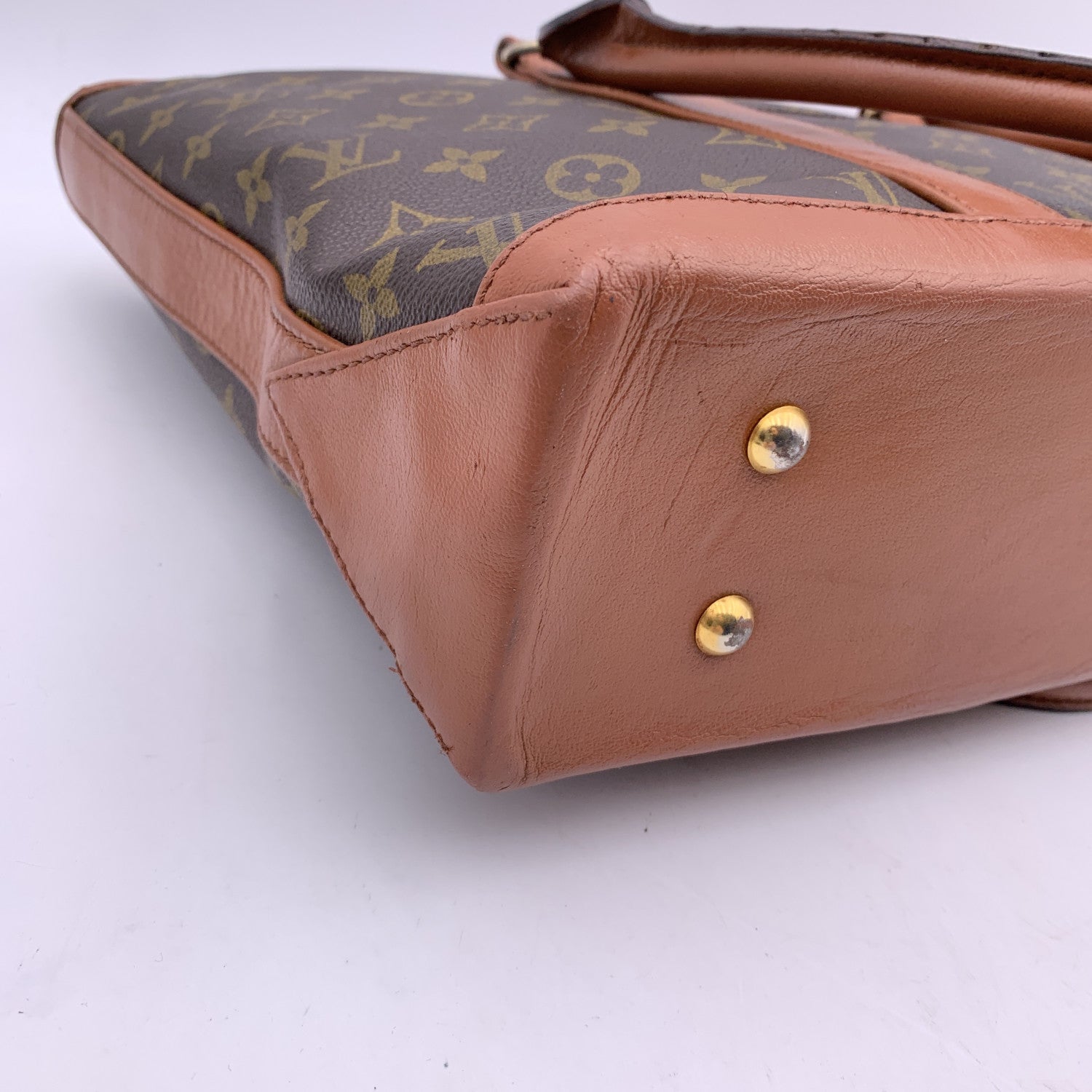 LO-LV bags 2846