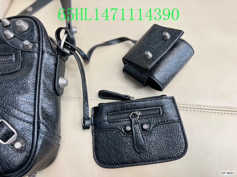 LO - BGA Bags - 1998