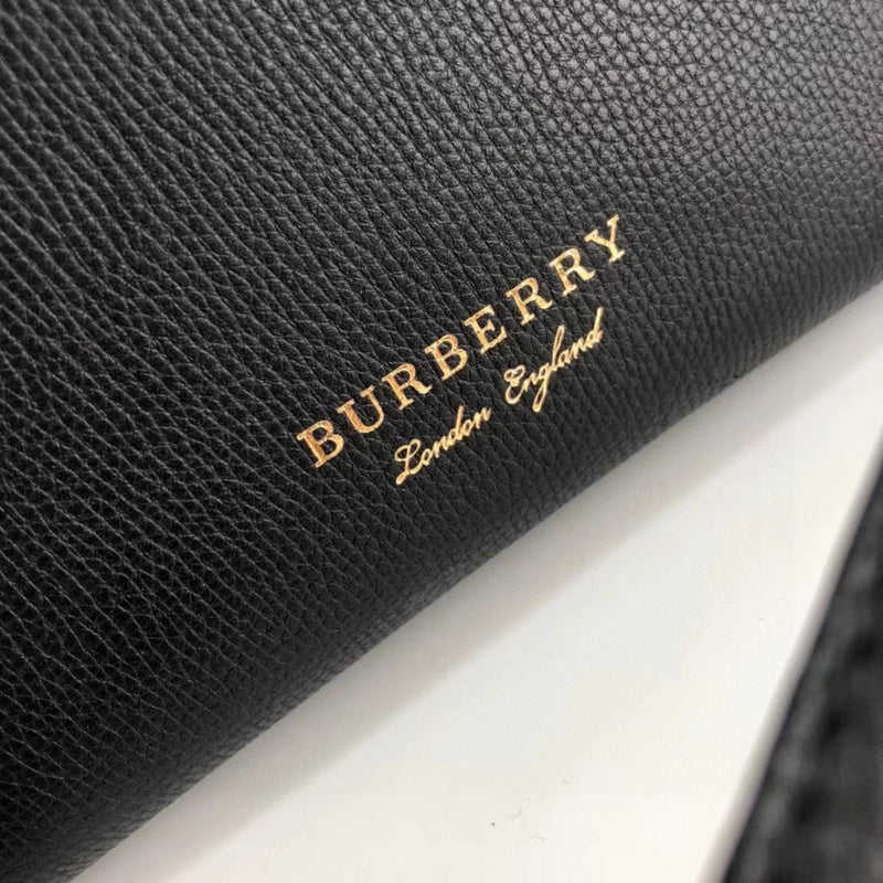 LO - B-BERRY BAGS - 002