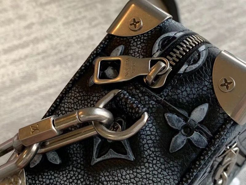 LO - LV Bags - 15923