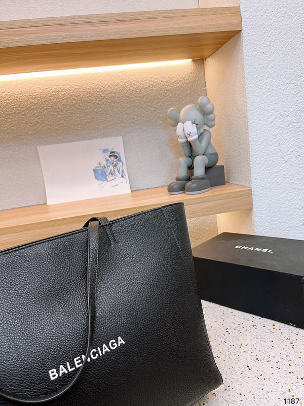 LO - BGA Bags - 1572