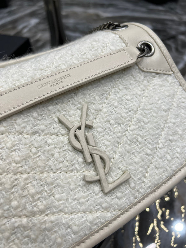 BB - YSL Bag - 4221