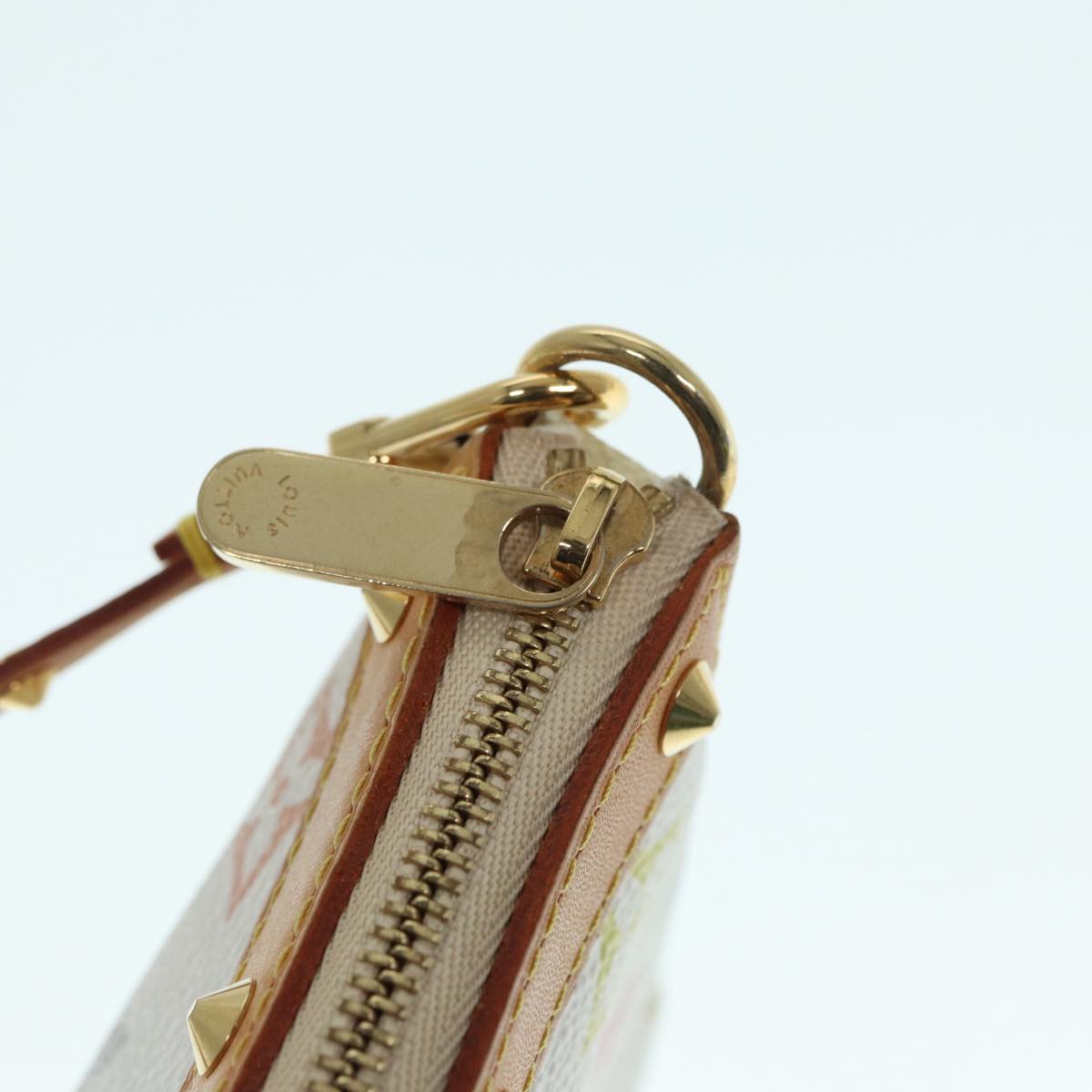 LO-LV bags 1626