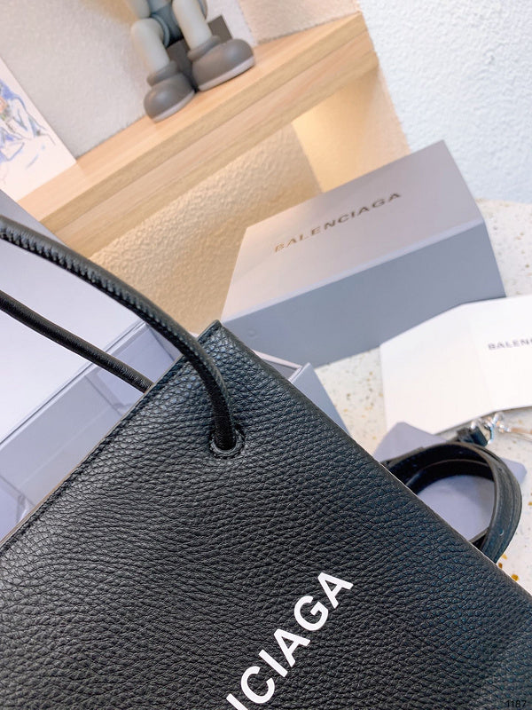 LO - BGA Bags - 1589