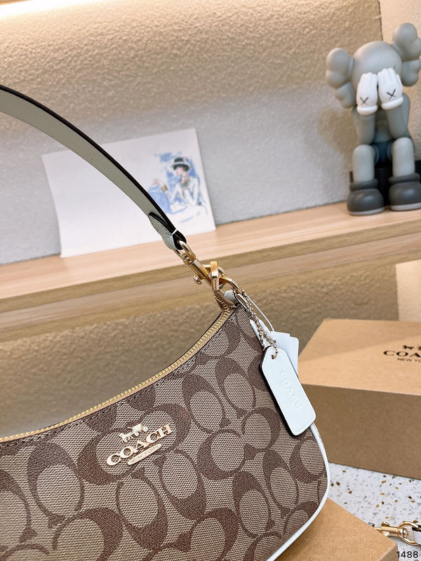LO - CCH Bags - 200