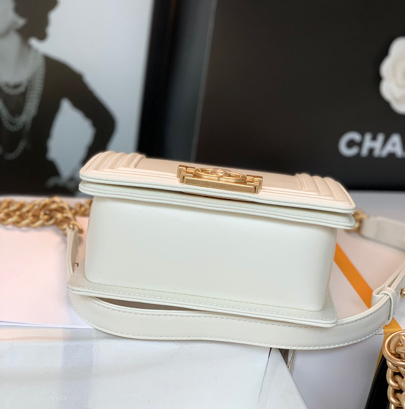 Lusso Official -  CHL BAGS  - 210