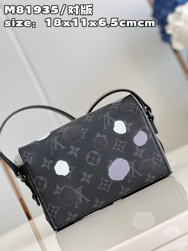LO - LV Bags - 15895