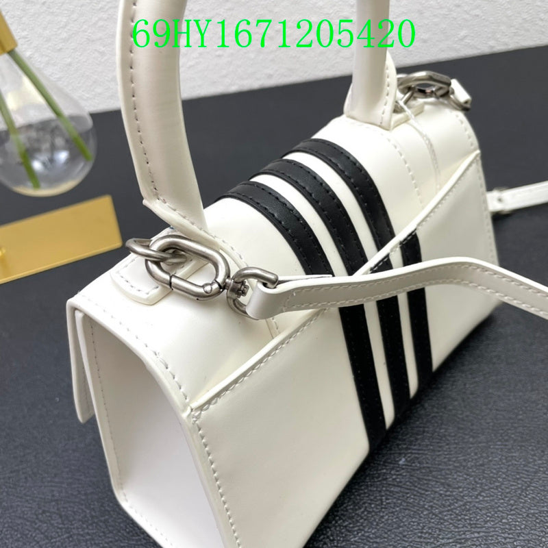 LO - BGA Bags - 1954