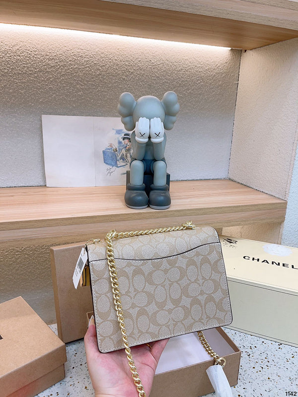 LO - CCH Bags - 071