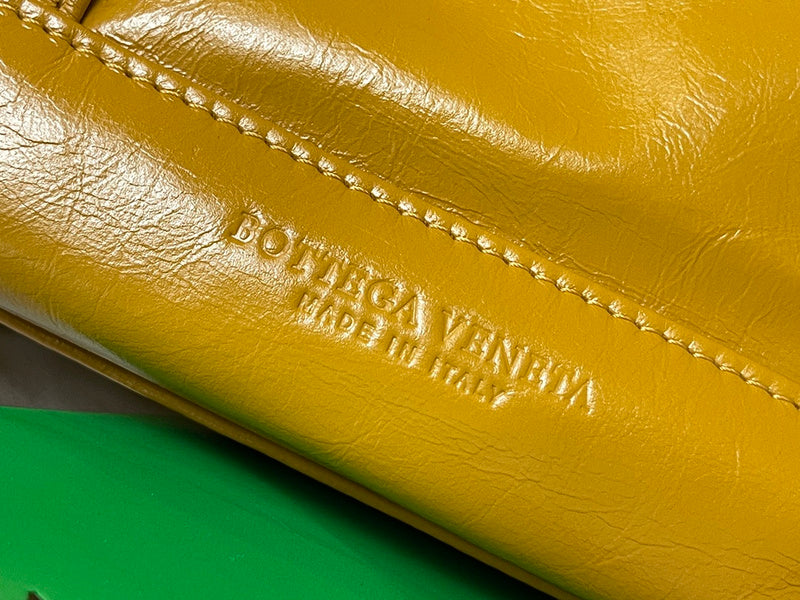 B-VENETA STYLISH HANBAGS FOR WOMEN - 054