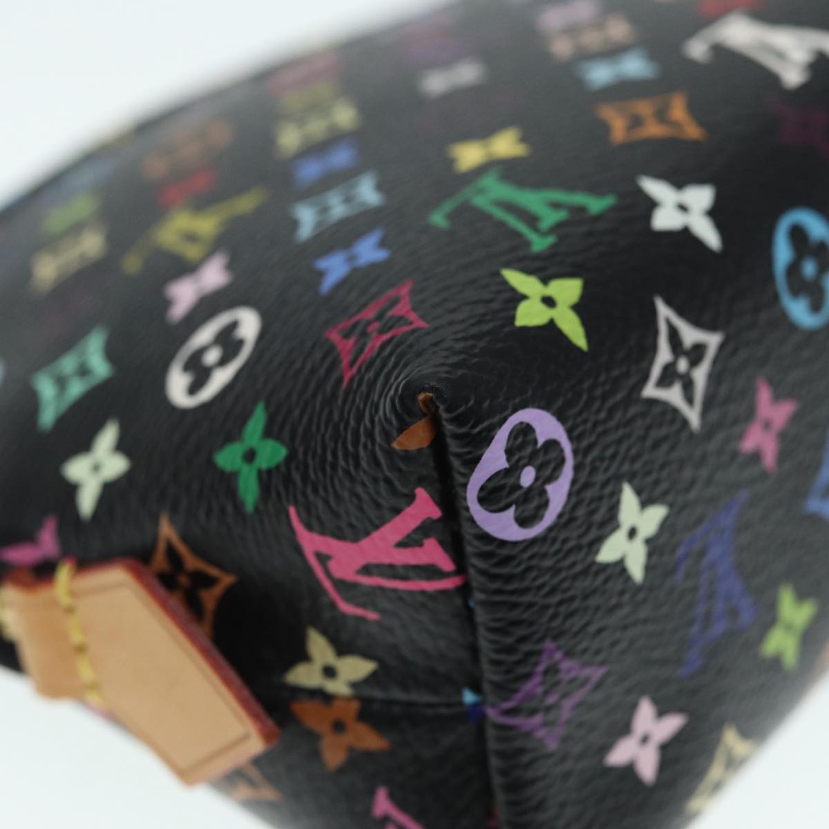 LO-LV bags 1517