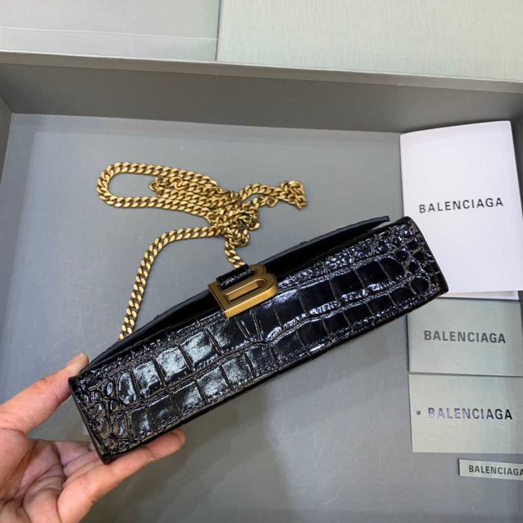 BLN-Ciaga Hourglass Wallet On Chain in Black, For Women,  Bags 7.6in/19LO  6560501LRGM1000