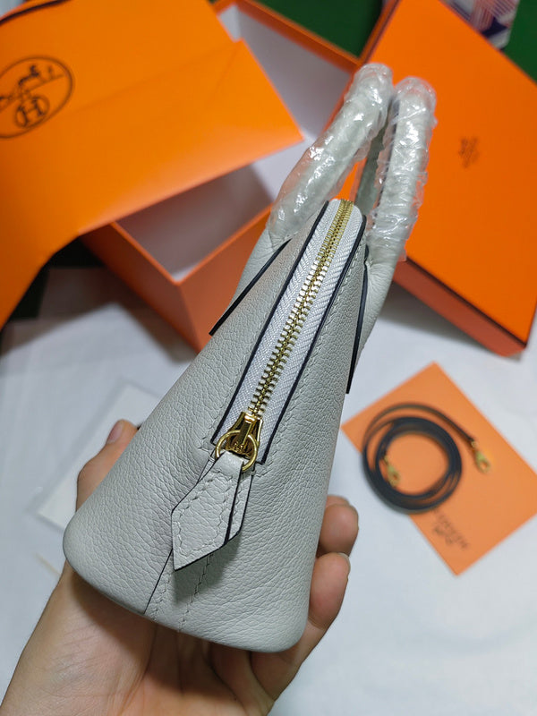 LO - HRMS LUXURY BAGS - 820