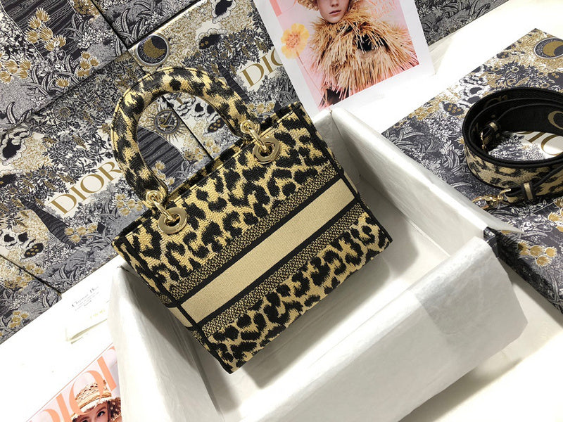 LO - DYOR   BAGS FOR WOMEN - FASHION LUXURY BAGS 155