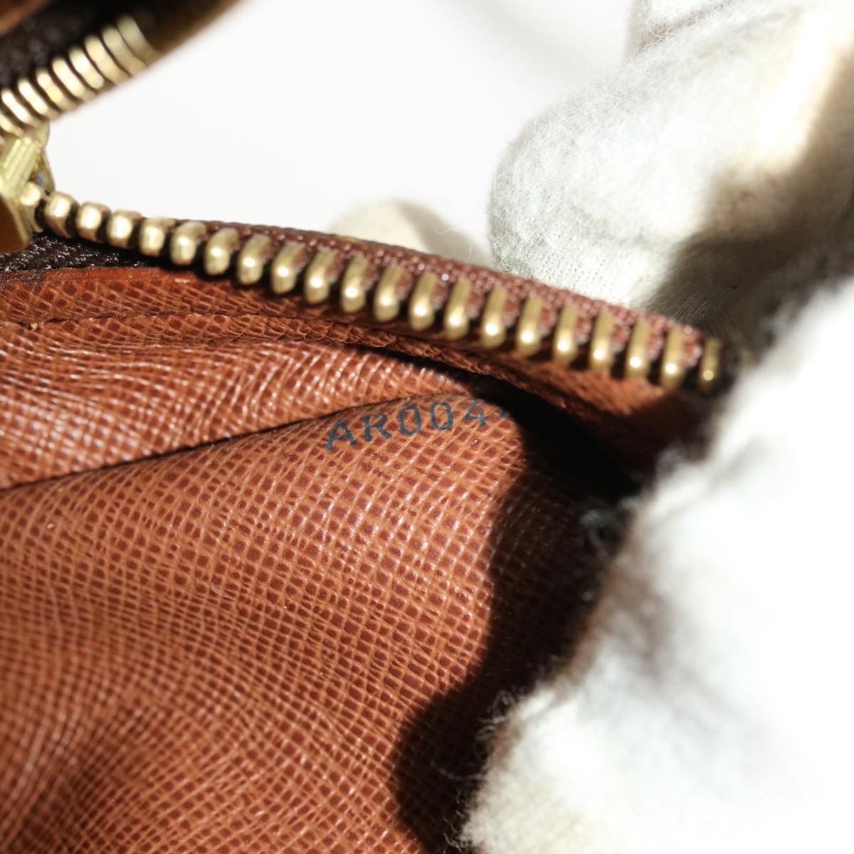 LO-LV bags 6625
