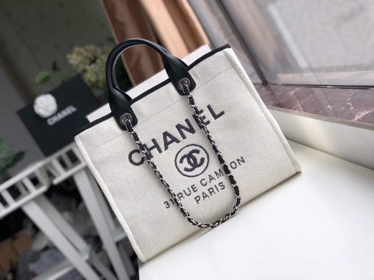 CHL - Small Shopping Bag SilLusso Official - Hardware White For Women Handbags, Shoulder Bags 15.2in/39LO AS3257