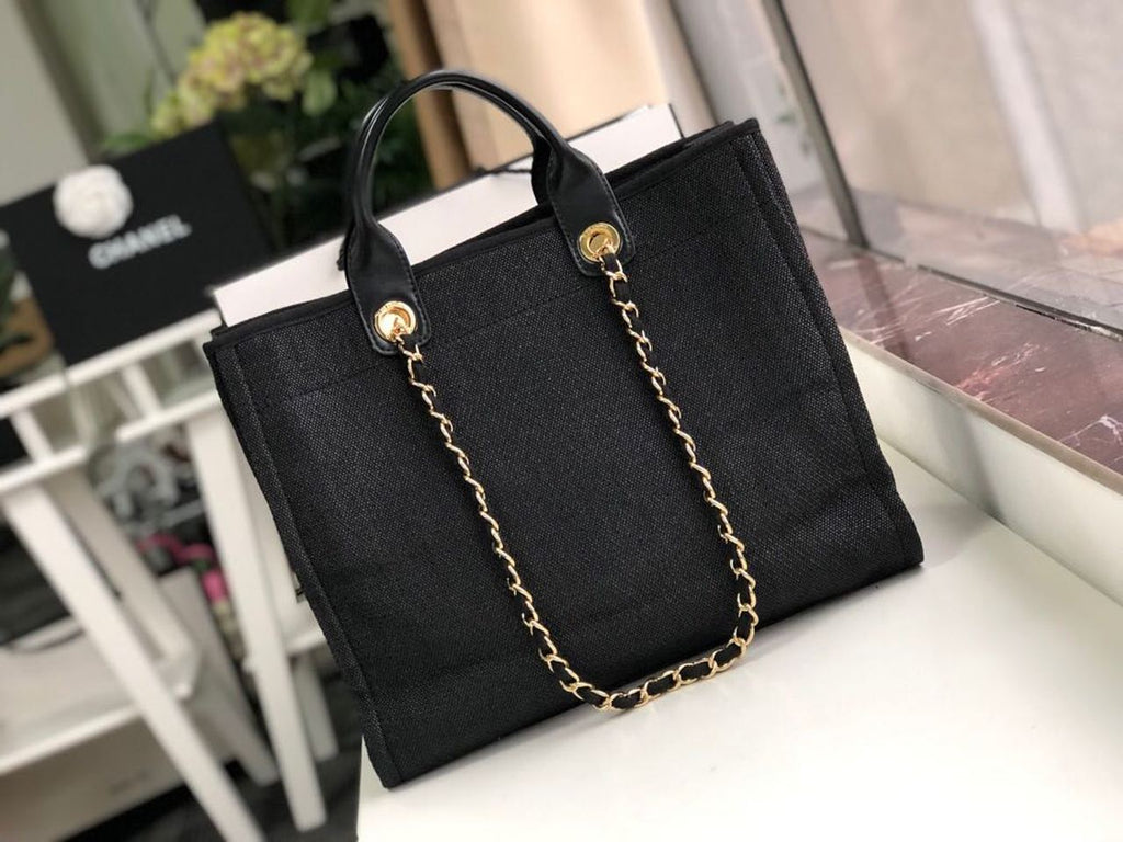 CHL -  Deauville Tote 38LO Black/Grey For Women A66941