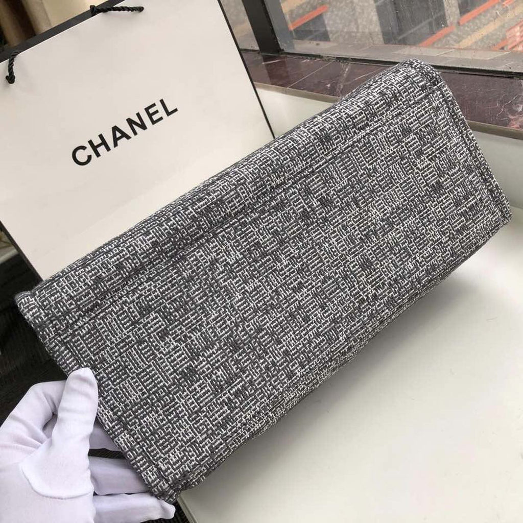 CHL -  Deauville Tote Raffia Canvas Bag Black/White For Women 14.9in/38LO