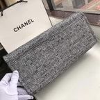 CHL -  Deauville Tote Raffia Canvas Bag Black/White For Women 14.9in/38LO