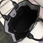 CHL -  Deauville Tote Raffia Canvas Bag Black/White For Women 14.9in/38LO
