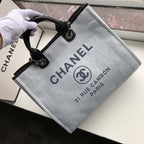 CHL -  Deauville Tote 38LO White Gray For Women A66941