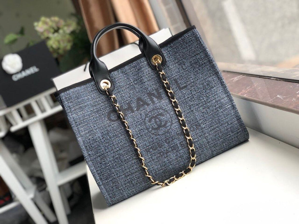CHL -  Deauville Tote 38LO Blue/Black For Women A66941