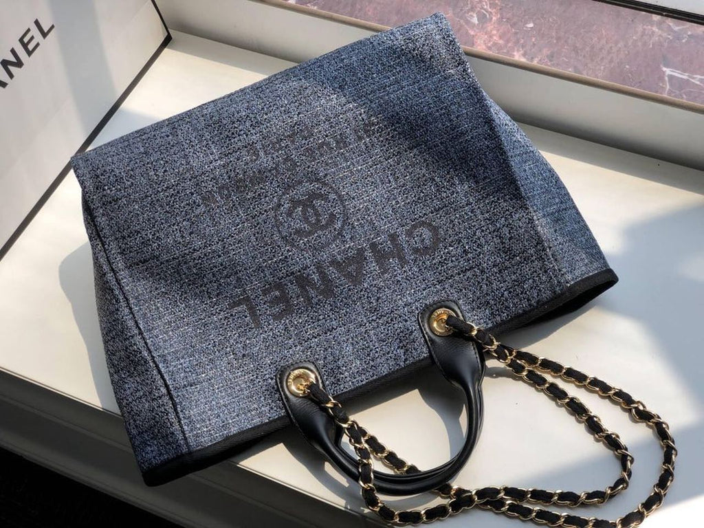 CHL -  Deauville Tote 38LO Blue/Black For Women A66941