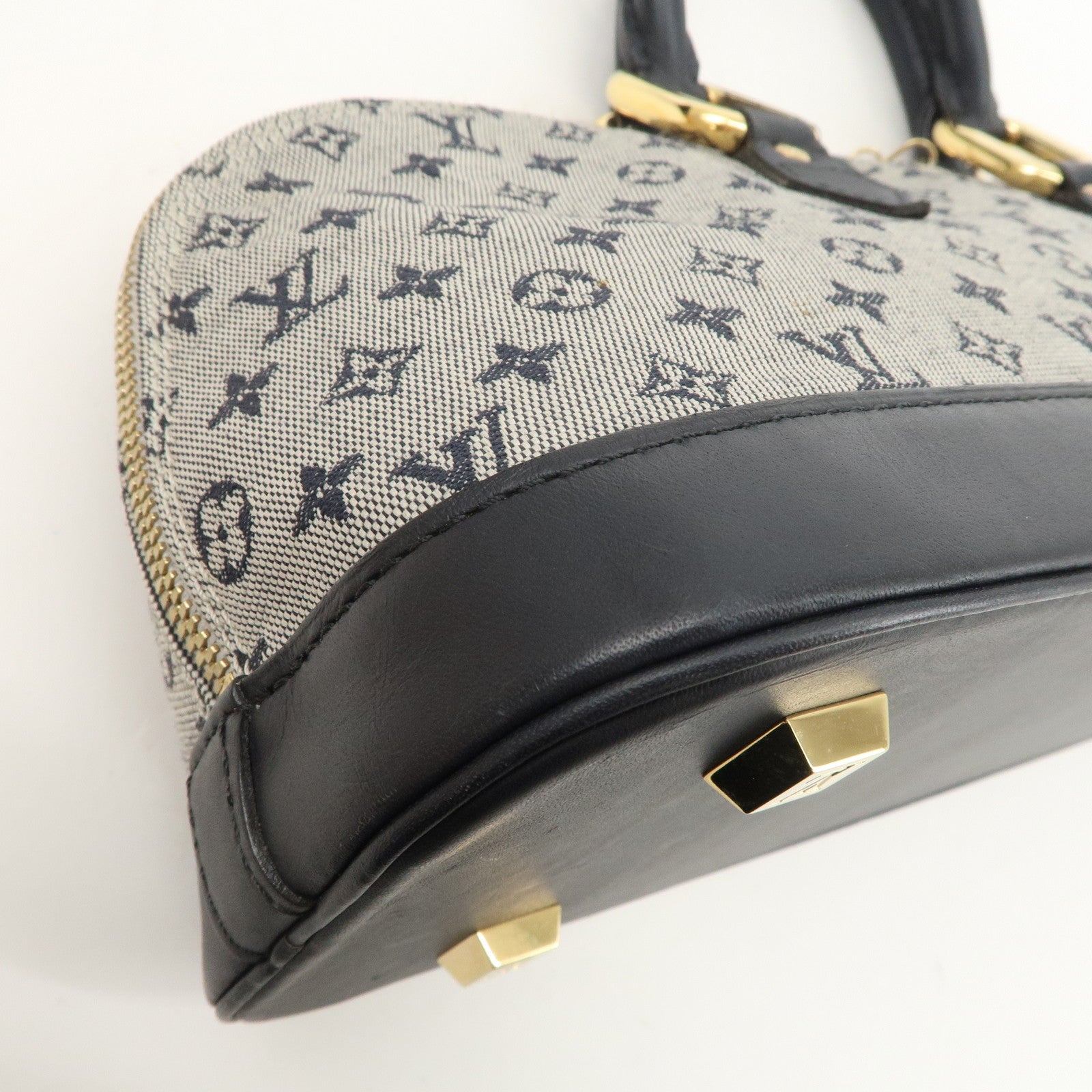 LO-LV bags 3764