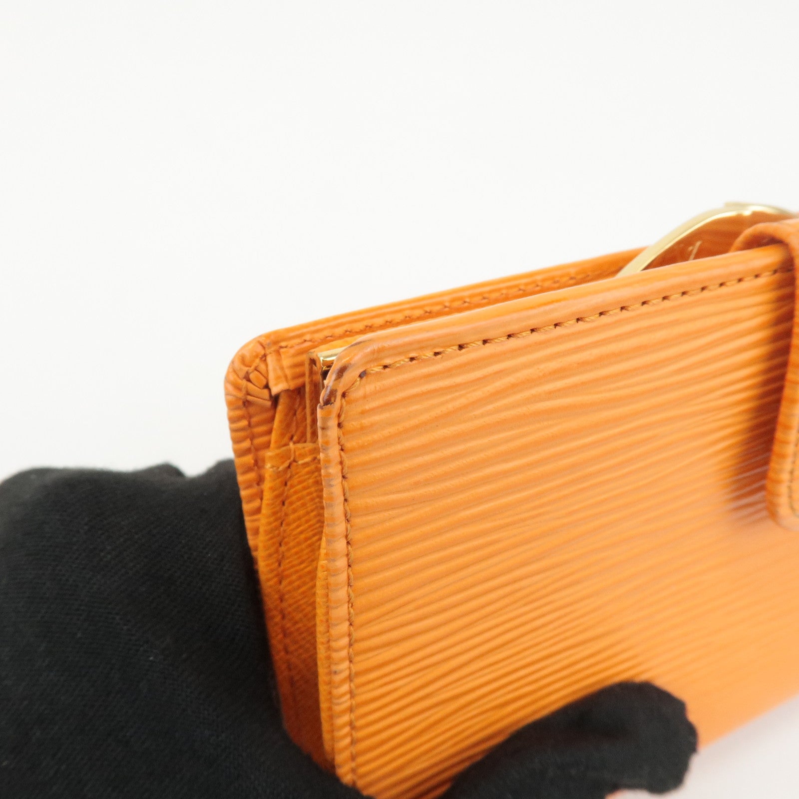 LO-LV bags 3958