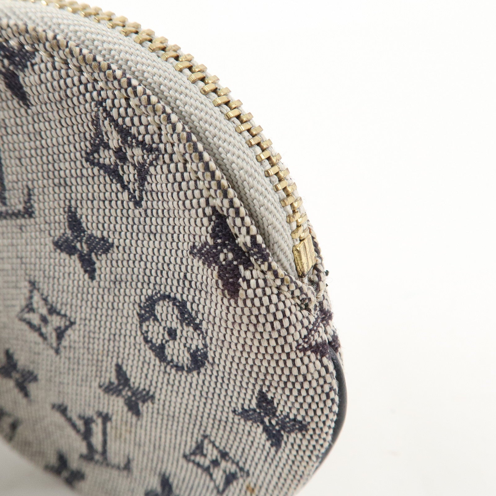 LO-LV bags 4069