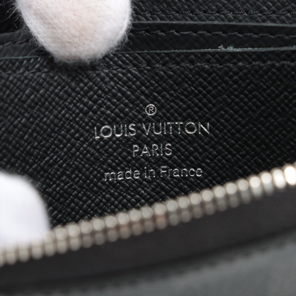 LO-LV bags 1660