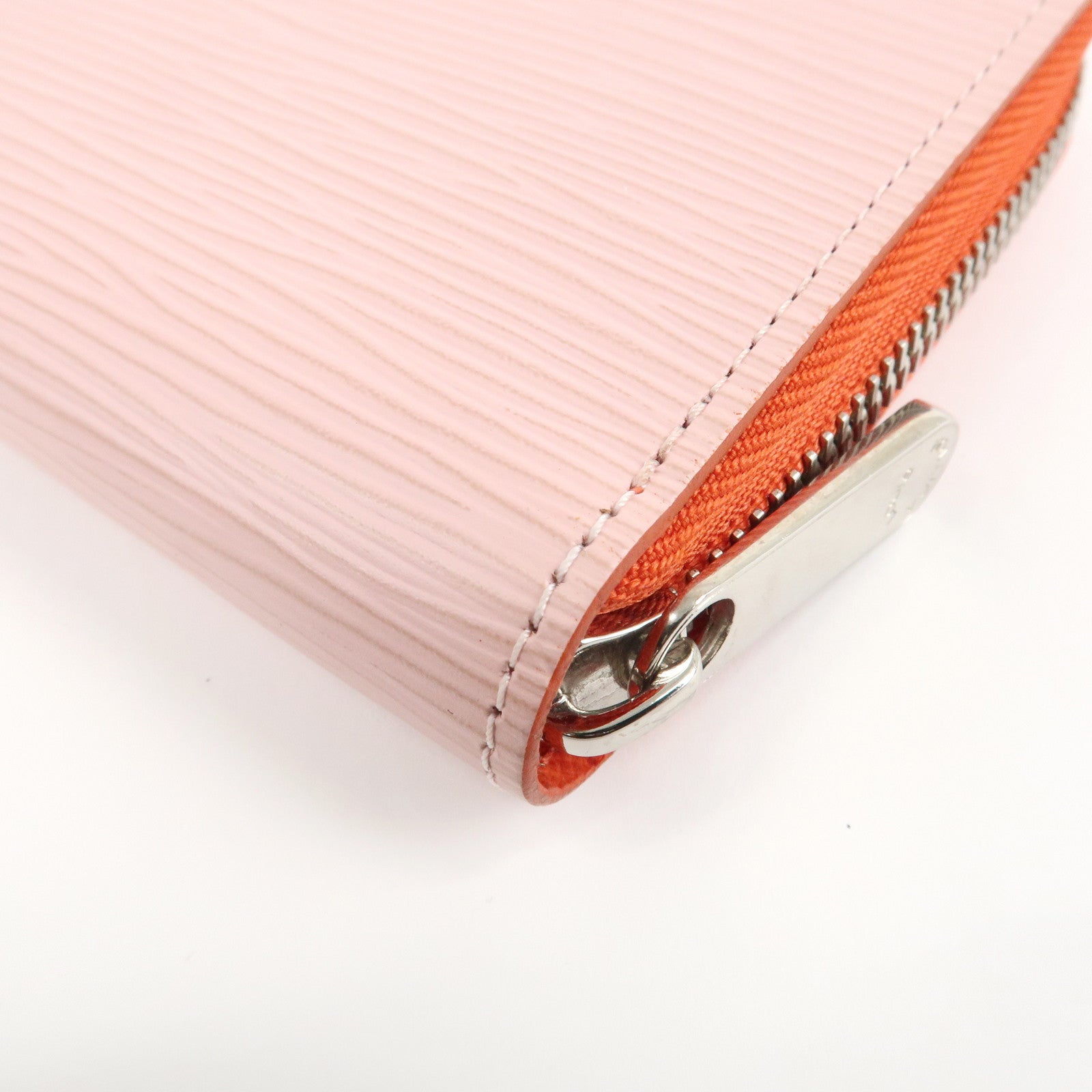 LO-LV bags 3827