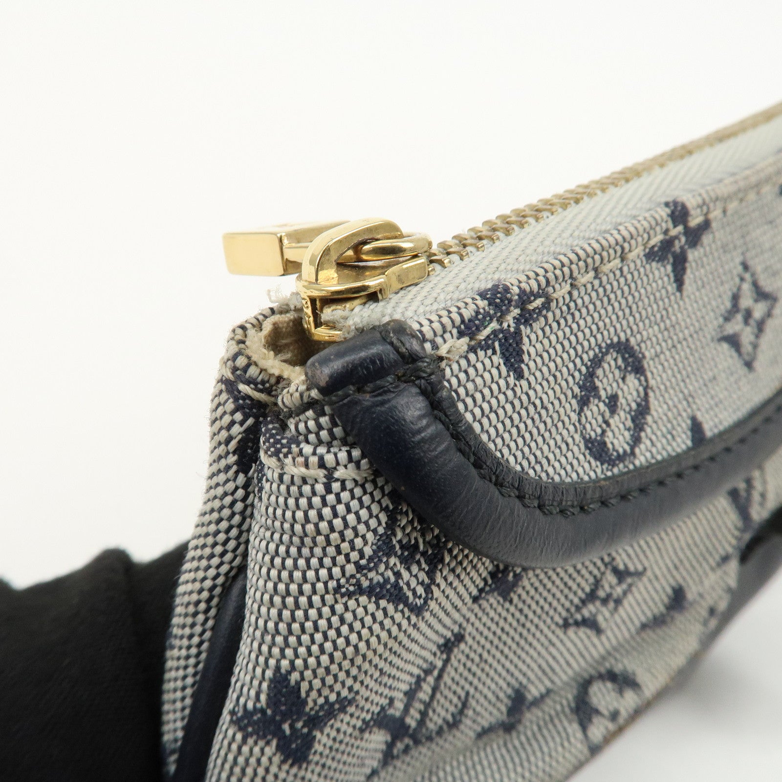 LO-LV bags 3971
