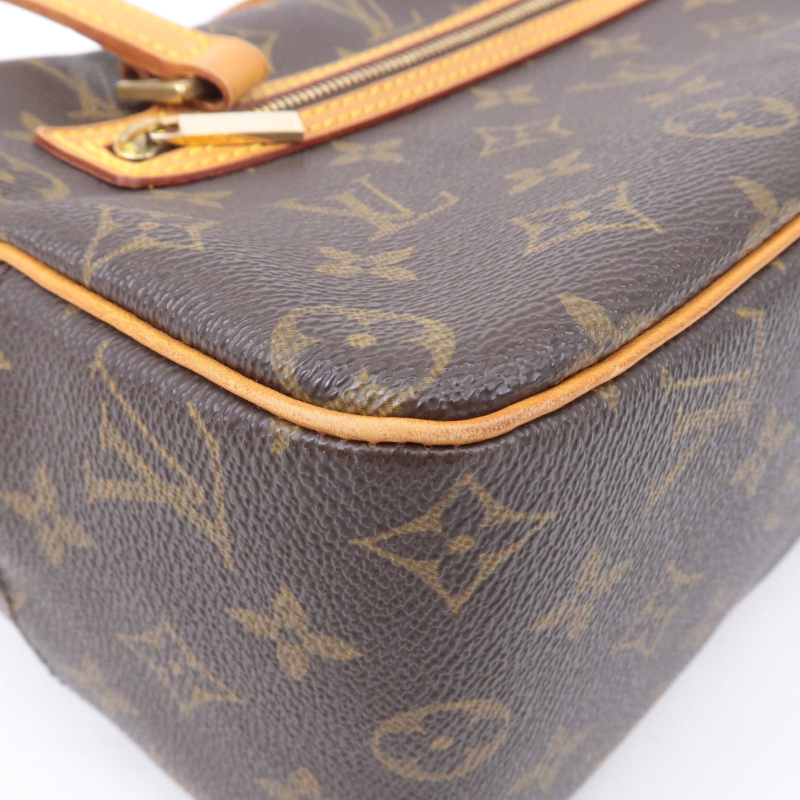 LO-LV bags 3541