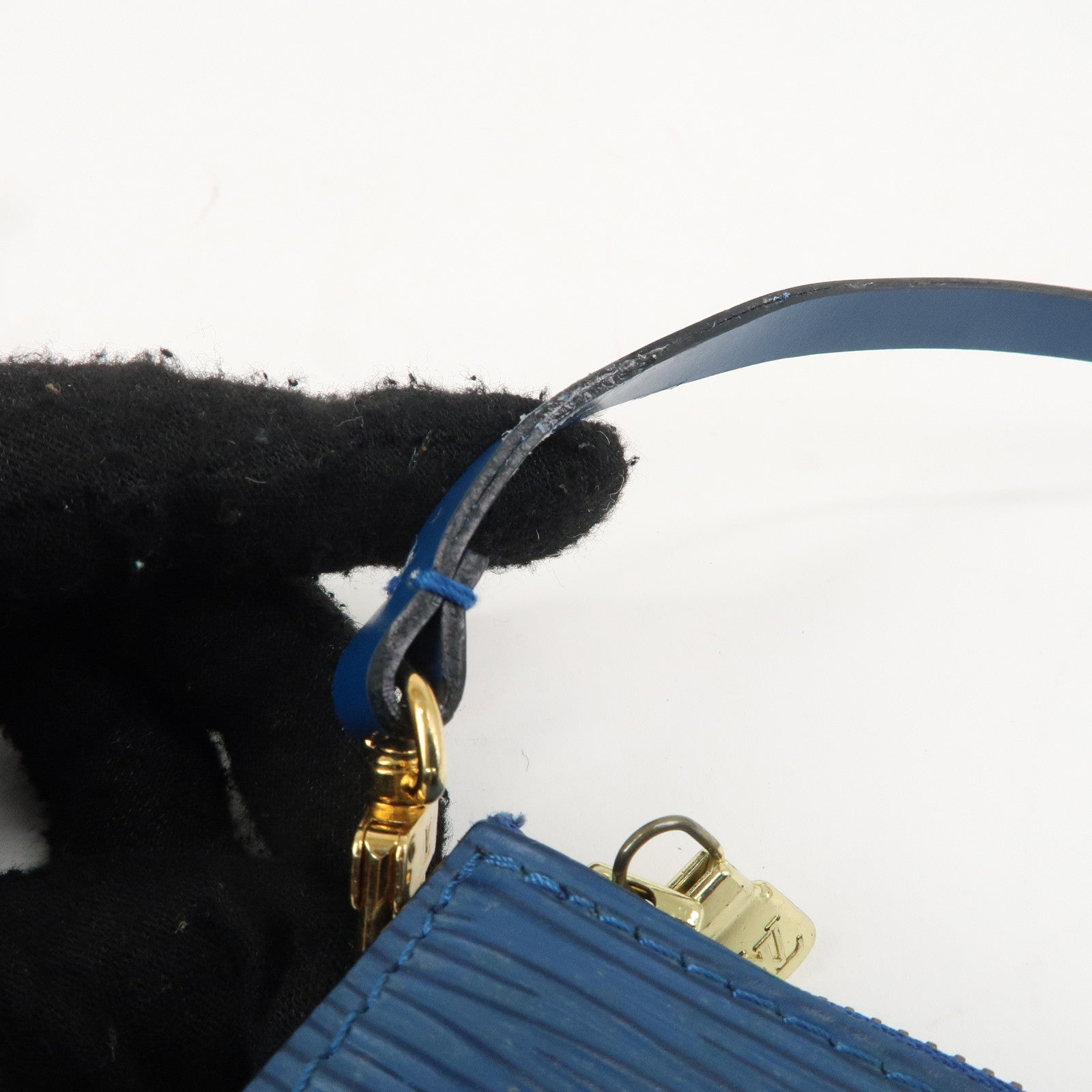 LO-LV bags 4025