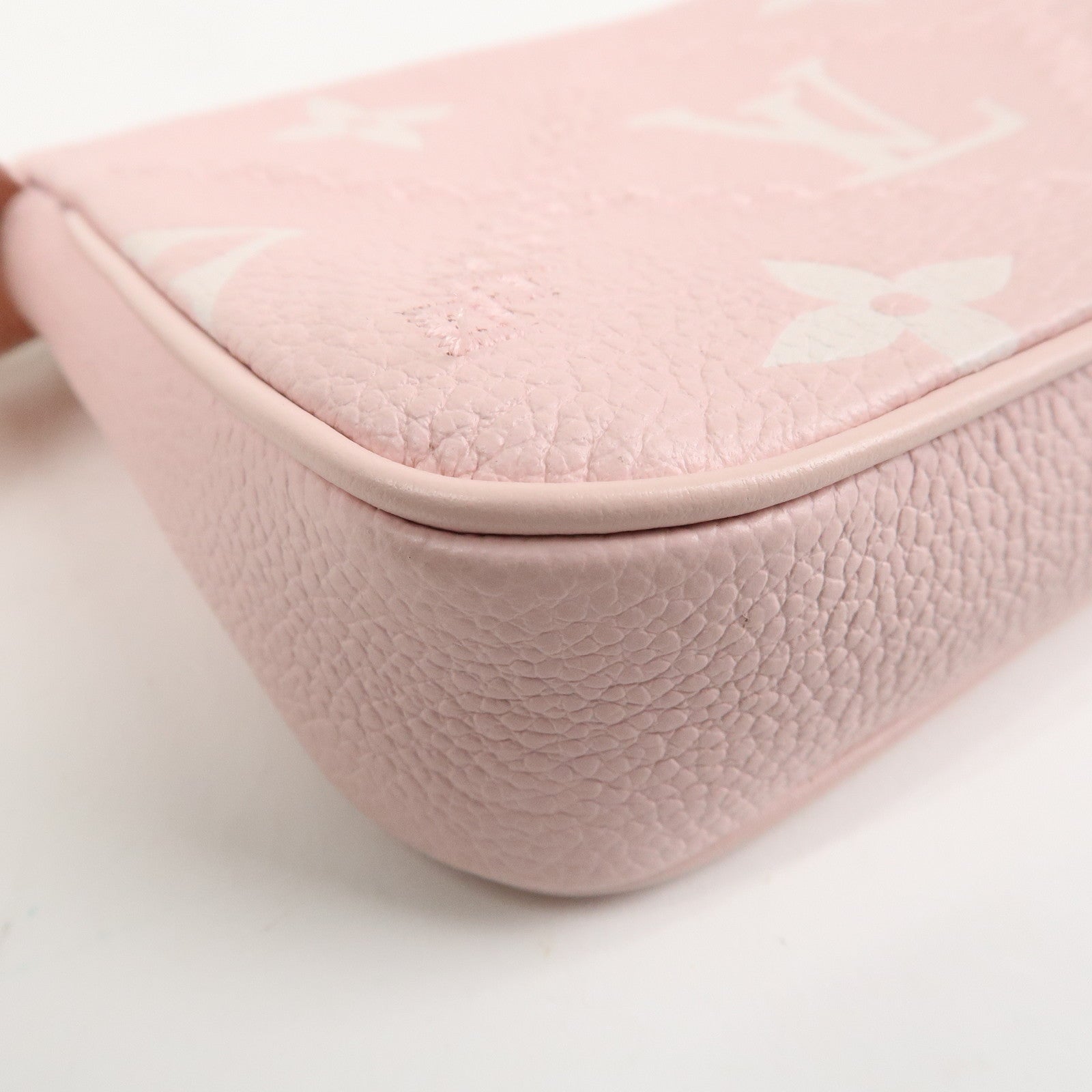LO-LV bags 4027