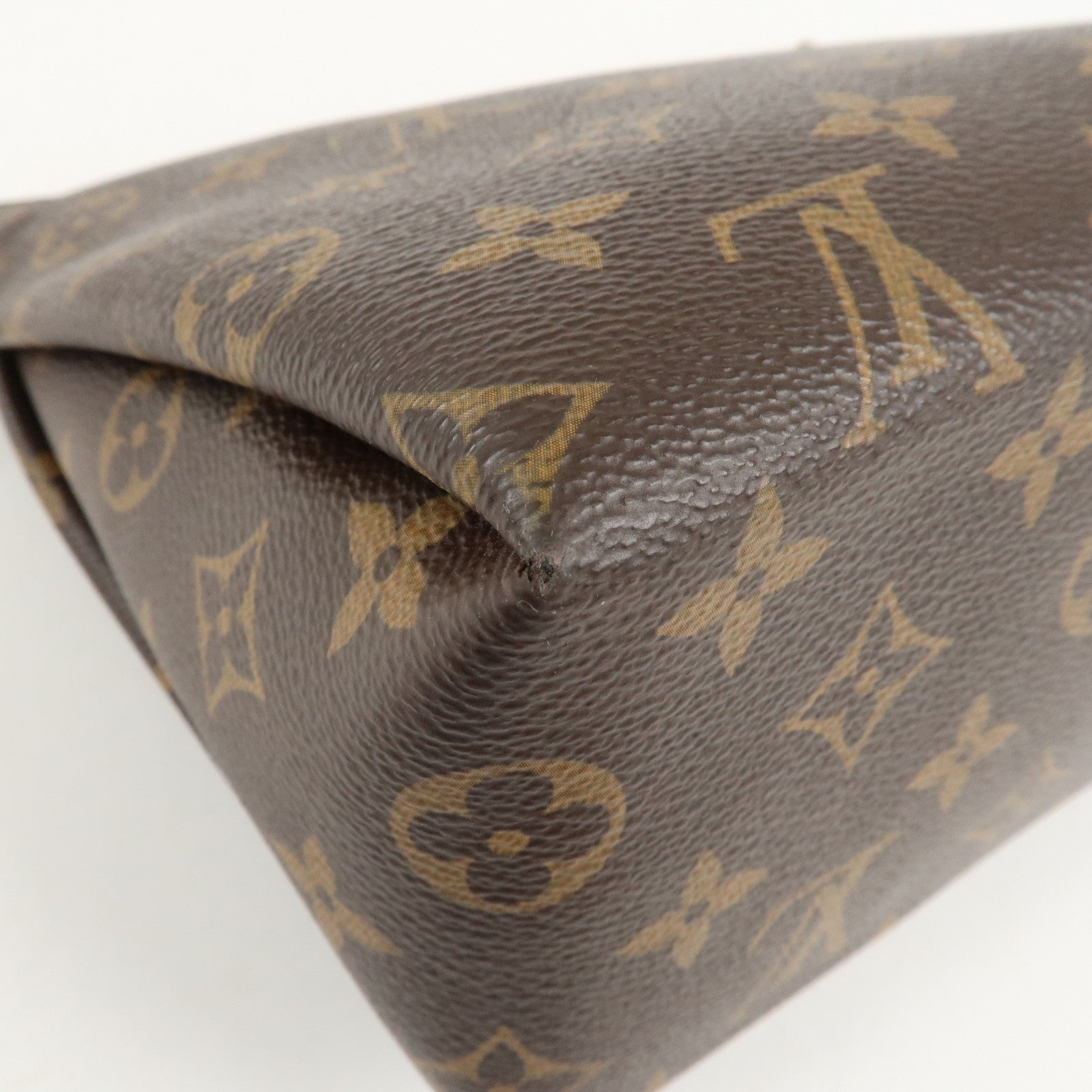 LO-LV bags 3800