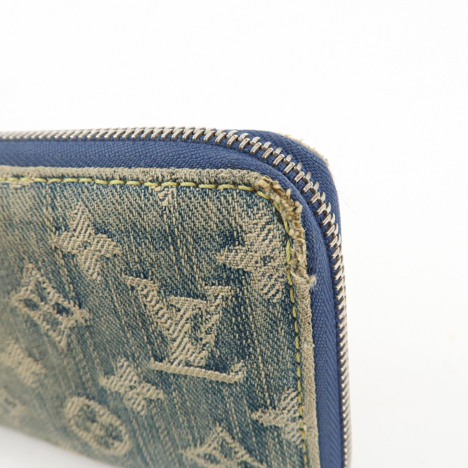 LO-LV bags 4043
