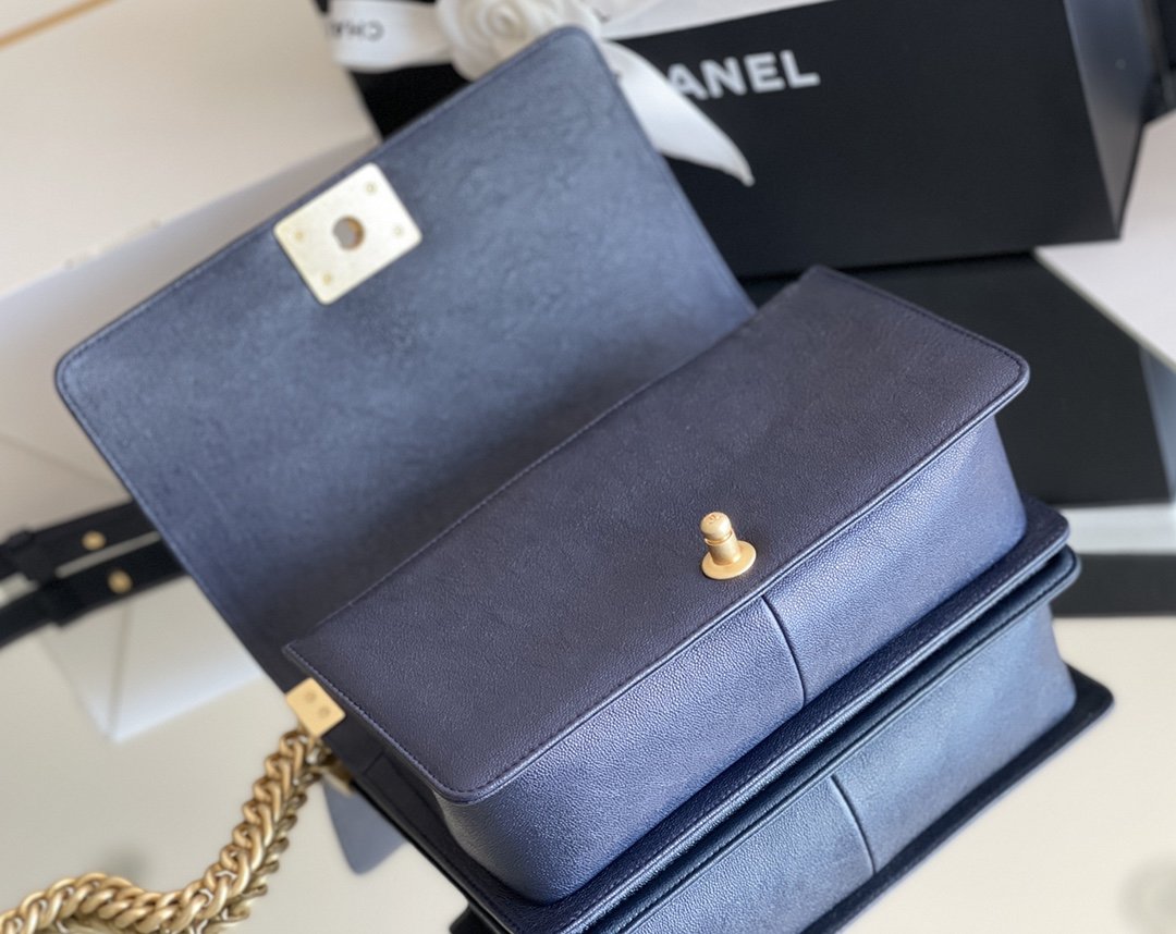 CHL - Medium Boy Handbag Dark Blue For Women 9.8in/25LO A67086