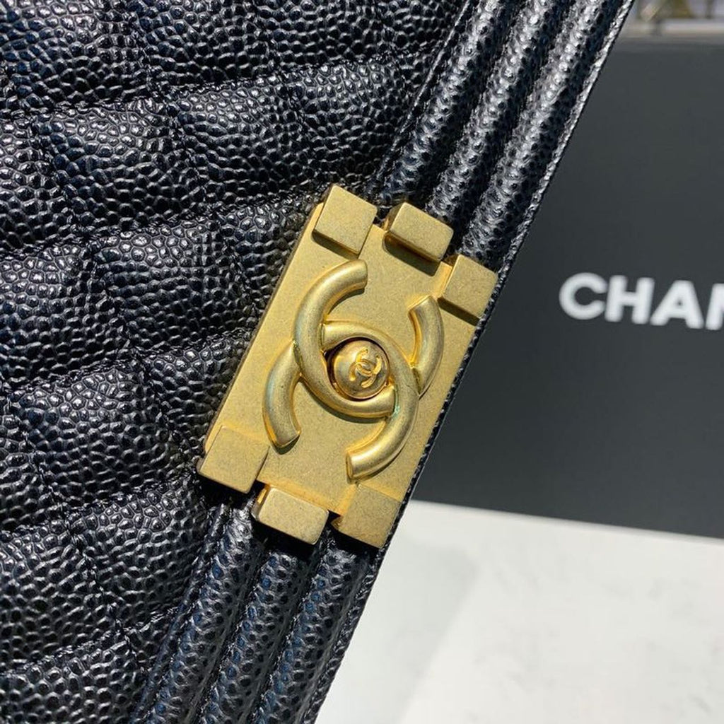 CHL -  Boy Handbag Gold Toned Hardware Black For Women Bags, Shoulder And Crossbody Bags 9.8in/25LO A67086