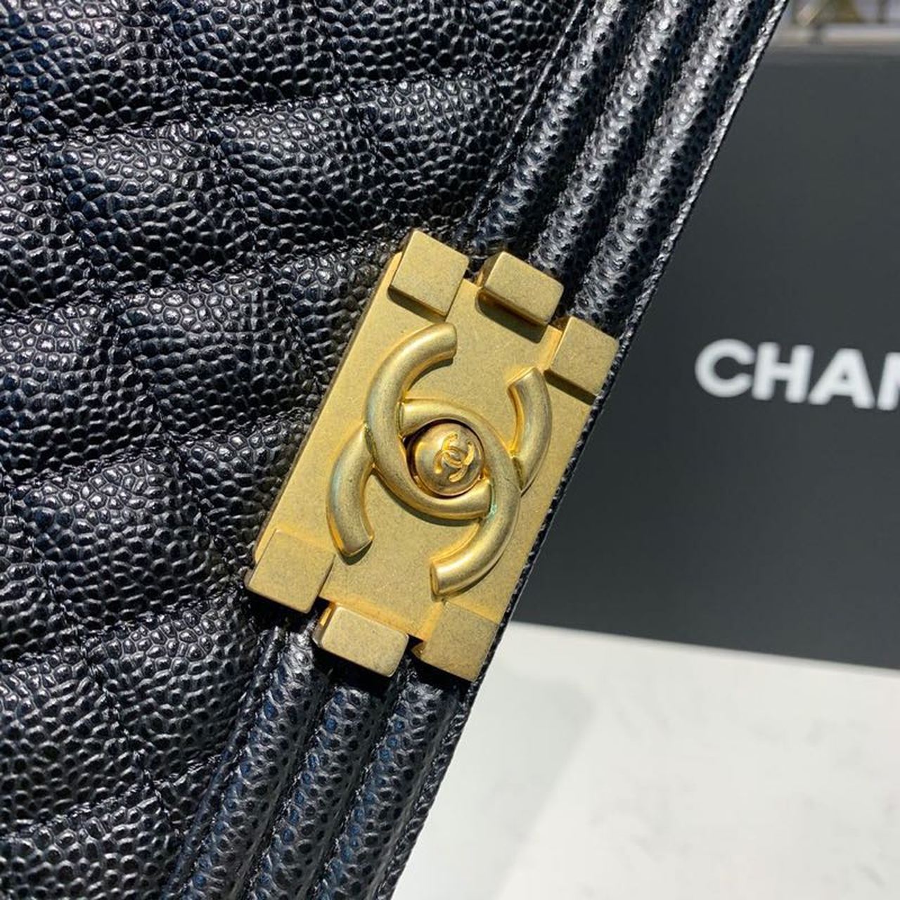 CHL -  Boy Handbag Gold Toned Hardware Black For Women Bags, Shoulder And Crossbody Bags 9.8in/25LO A67086