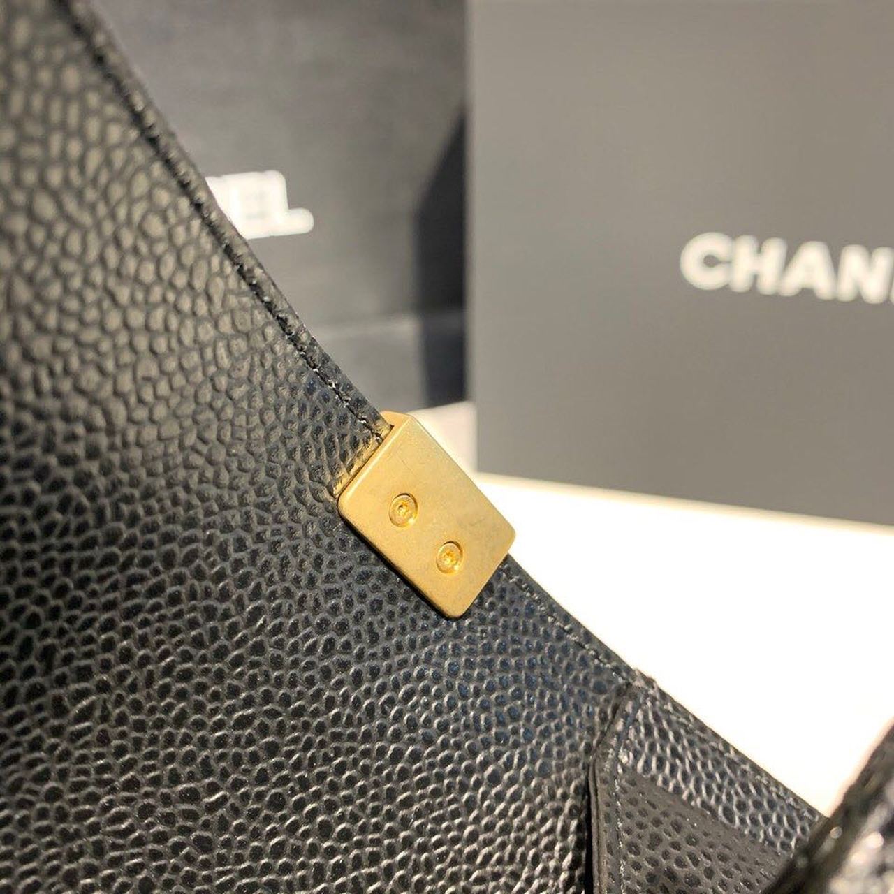 CHL -  Boy Handbag Gold Toned Hardware Black For Women Bags, Shoulder And Crossbody Bags 9.8in/25LO A67086