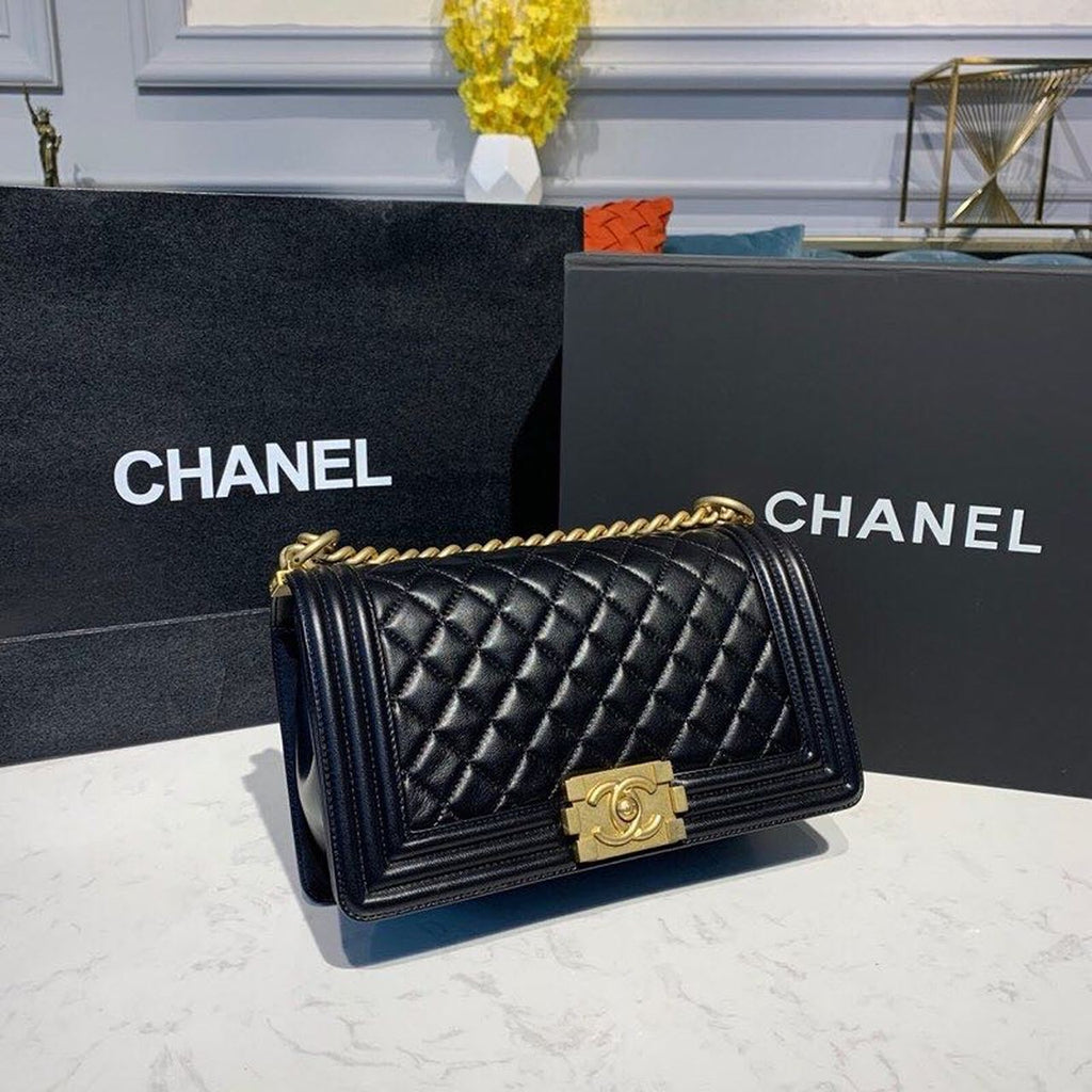 CHL -  Boy Handbag Gold Toned Hardware Black For Women Bags, Shoulder And Crossbody Bags 9.8in/25LO A67086