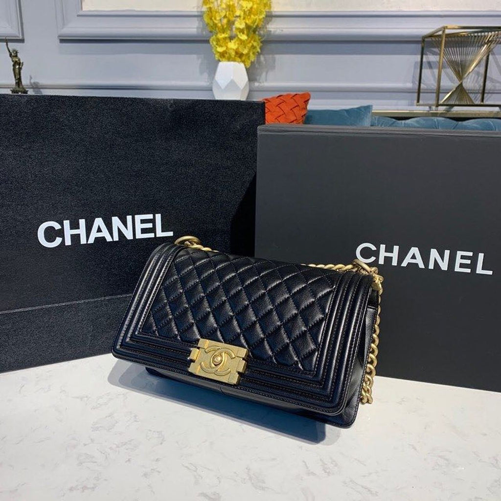 CHL -  Boy Handbag Gold Toned Hardware Black For Women Bags, Shoulder And Crossbody Bags 9.8in/25LO A67086