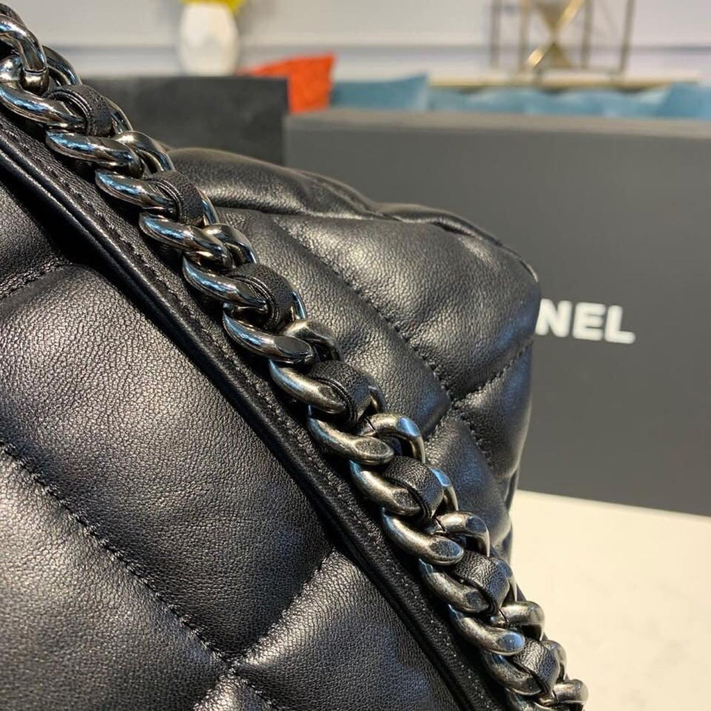 CHL -  19 HandBag Black For Women 11.8in/30LO