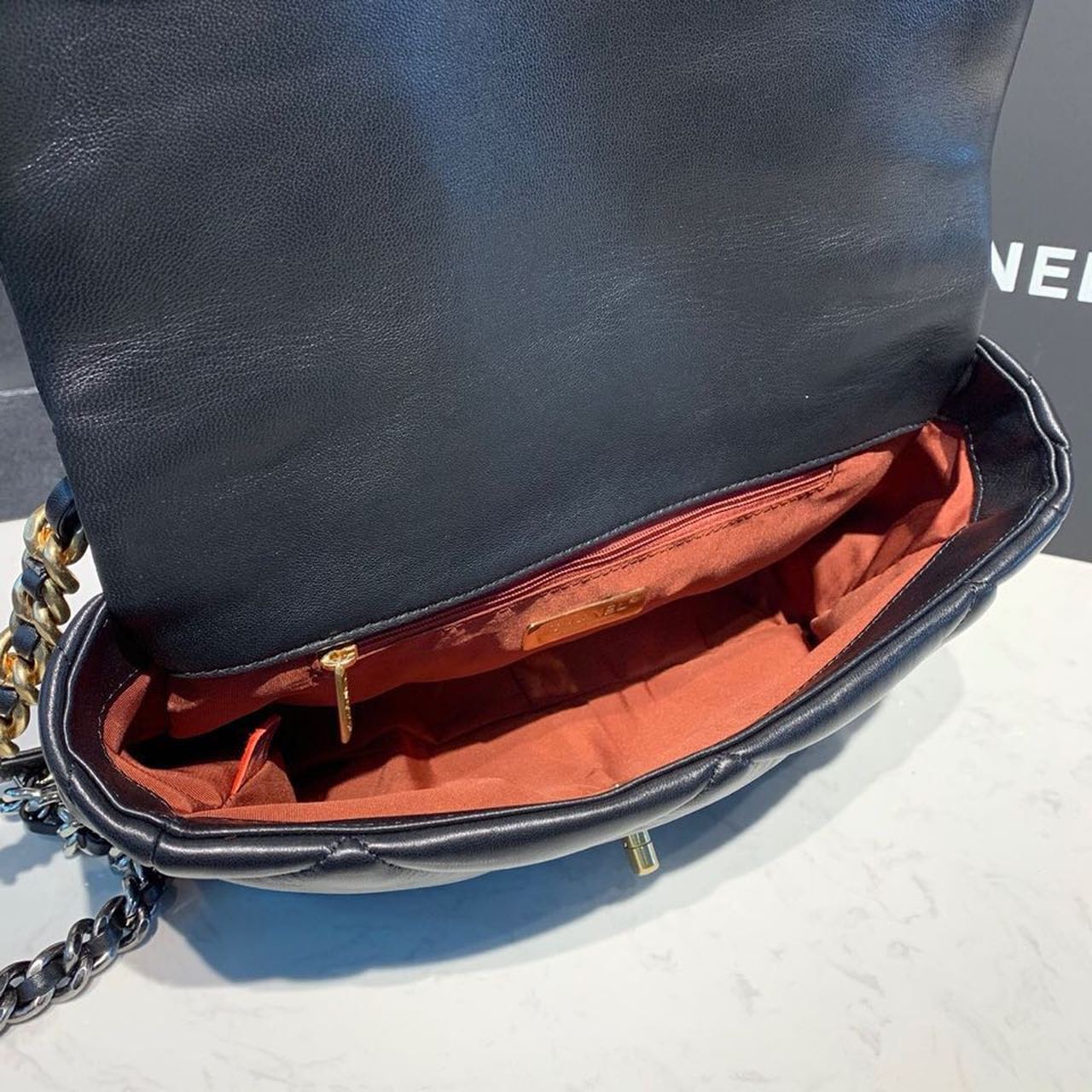 CHL -  19 HandBag Black For Women 11.8in/30LO