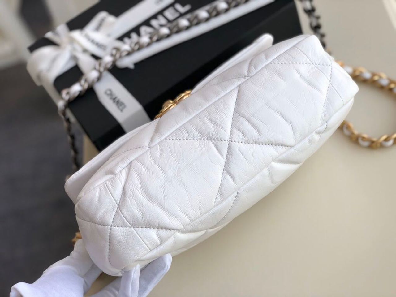 CHL -  19 HandBag White For Women 10.1in/26LO AS1160