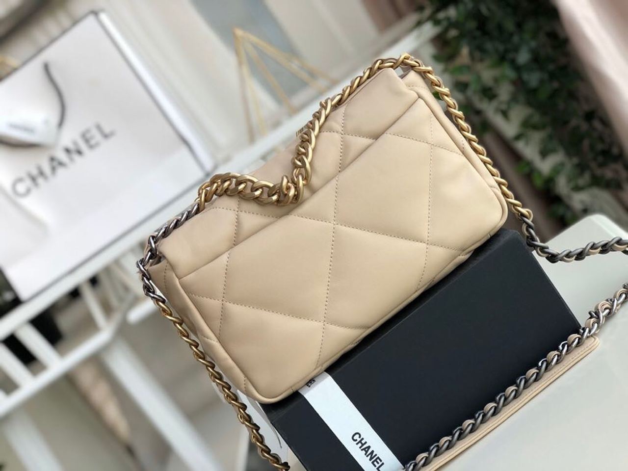 CHL -  19 Flap Bag Beige For Women 10.1in/26LO