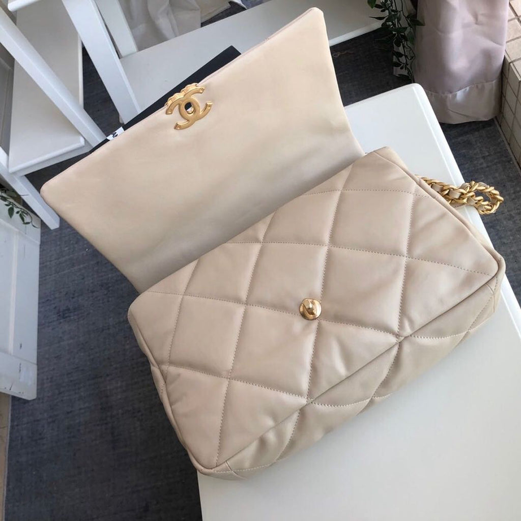 CHL -  19 Maxi HandBag Beige For Women 14in/36LO